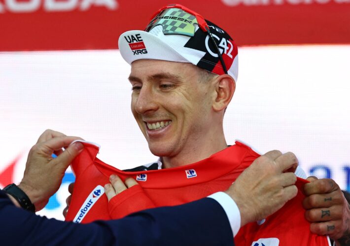 Tadej Pogacar pips British trio to opening stage victory in ominous start to Vuelta a Espana