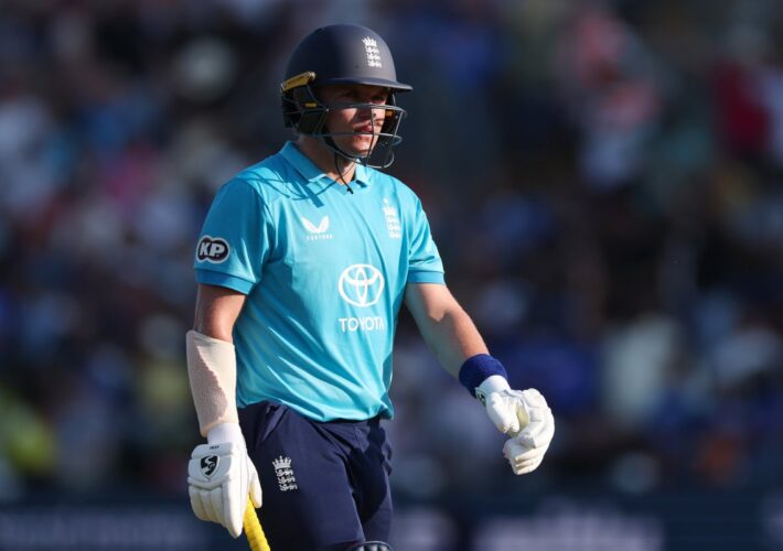 Sam Curran undergoes surgery to end chances of England Test recall