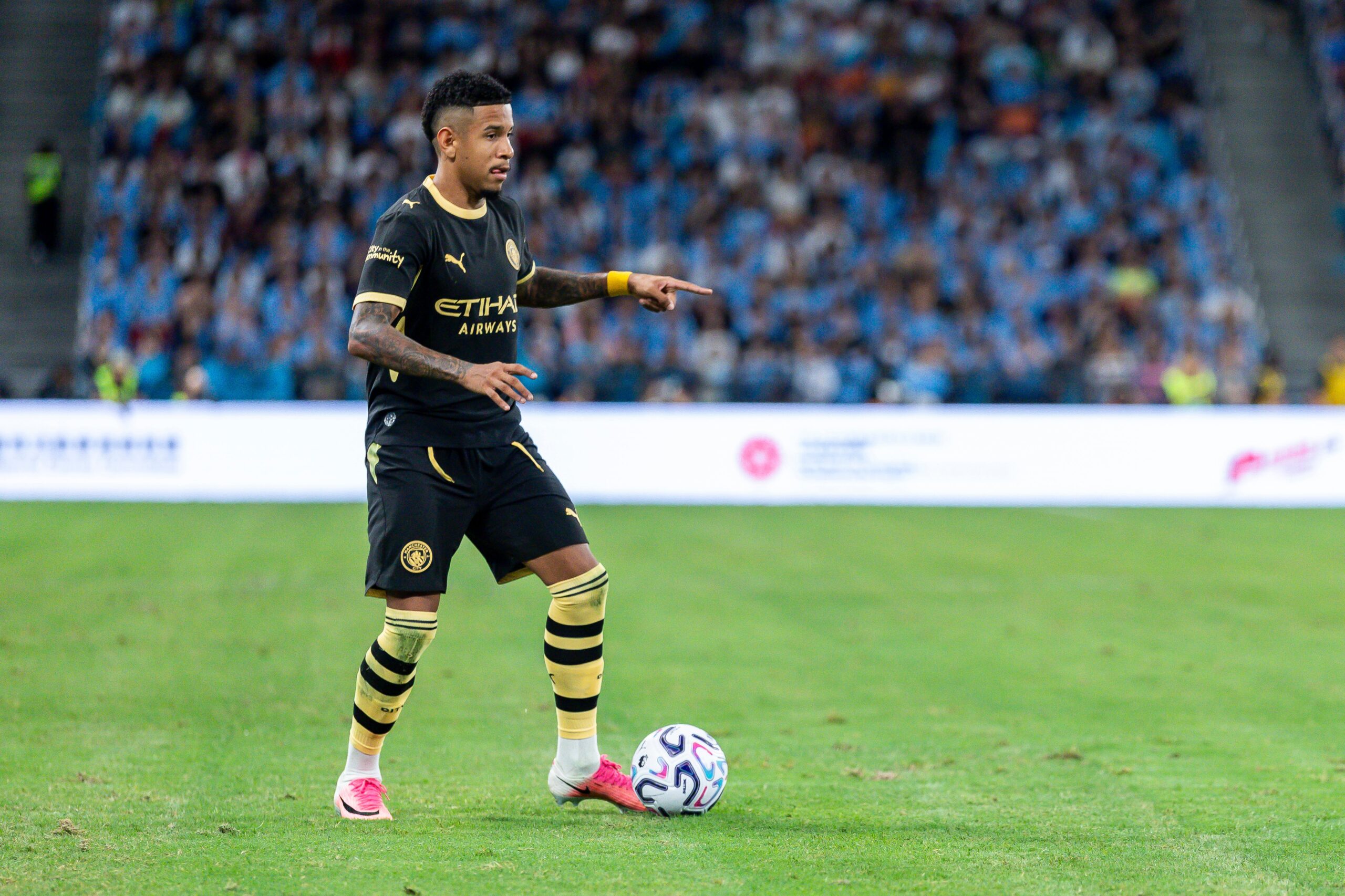 Transfer news LIVE: Arsenal ‘lead race’ to sign £50m target, Tottenham reach Gakpo ‘agreement’, Fernandez latest