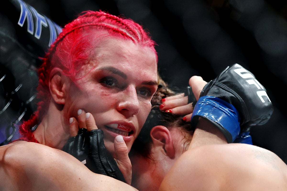 UFC coach apologises for ‘despicable’ behaviour after fighter’s loss in title match