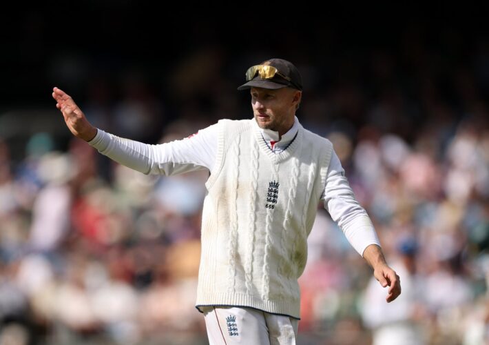 England hammer Pakistan inside three days to begin new Test era with victory