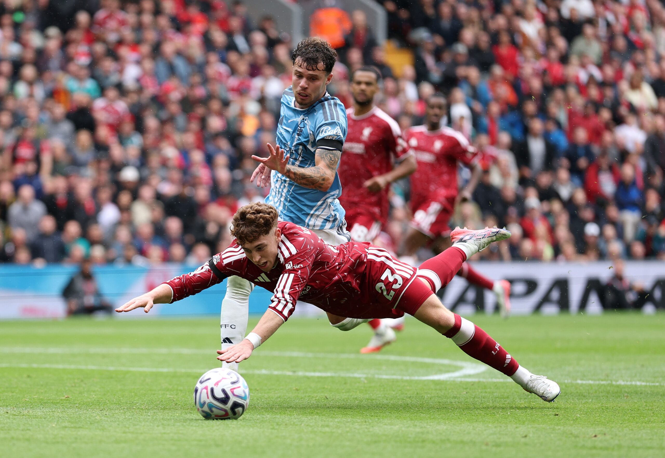 Transfer news LIVE: Atletico give Alvarez deadline, Barcola set for Liverpool medical, Chelsea make Enzo decision