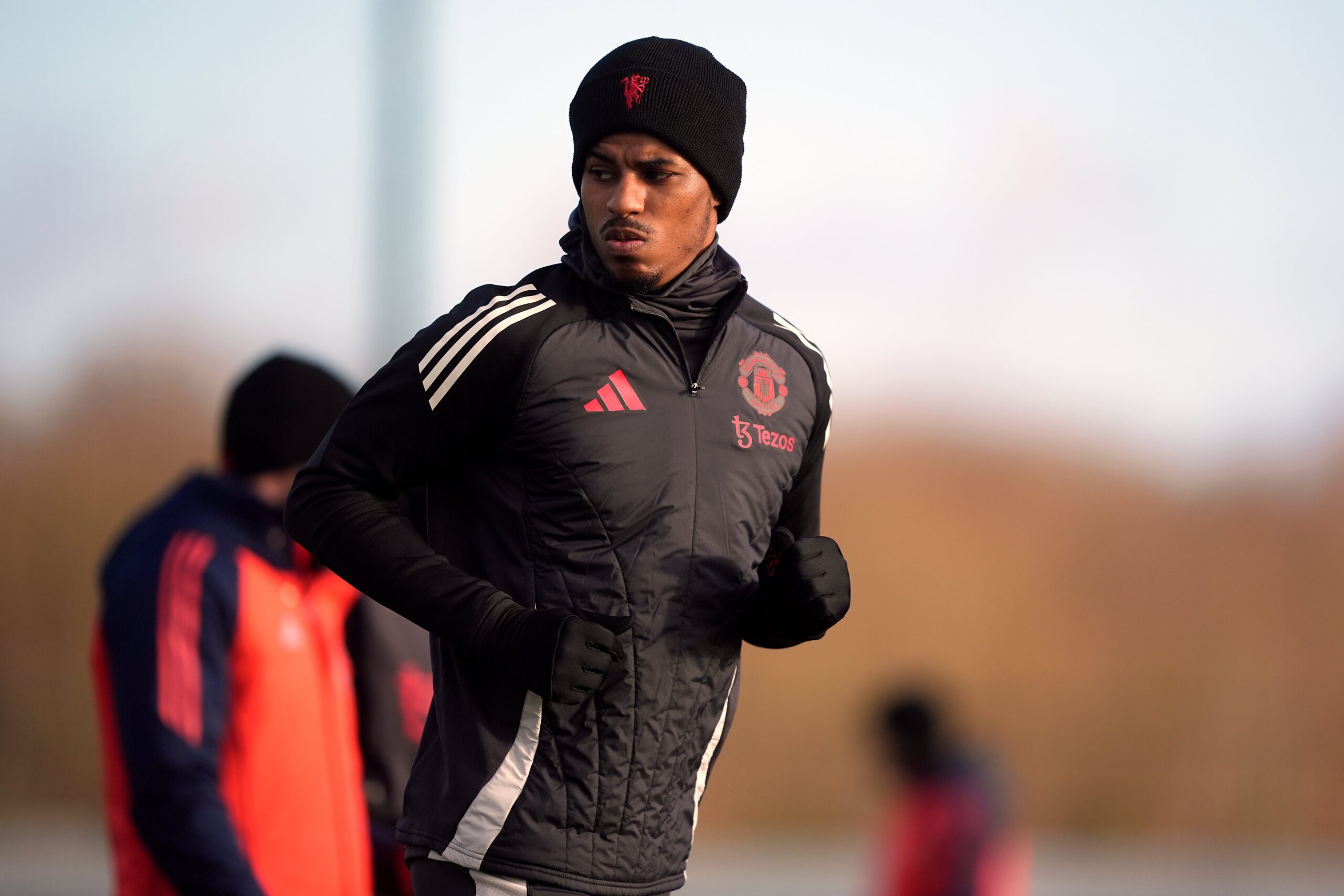 Manchester United v Leeds LIVE: Tielemans on bench as Carrick’s men take on old rivals in Dublin