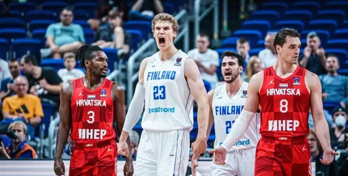 Lauri Markkanen posts double-double against Estonia
