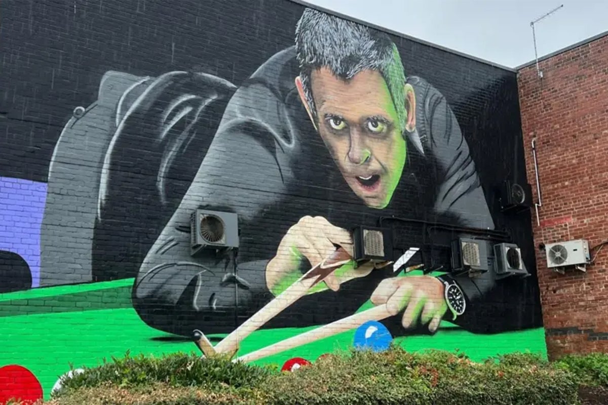 Artist defends ‘zombie-like’ Ronnie O’Sullivan mural after criticism