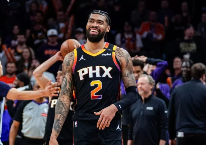 Heat evaluating Nick Richards