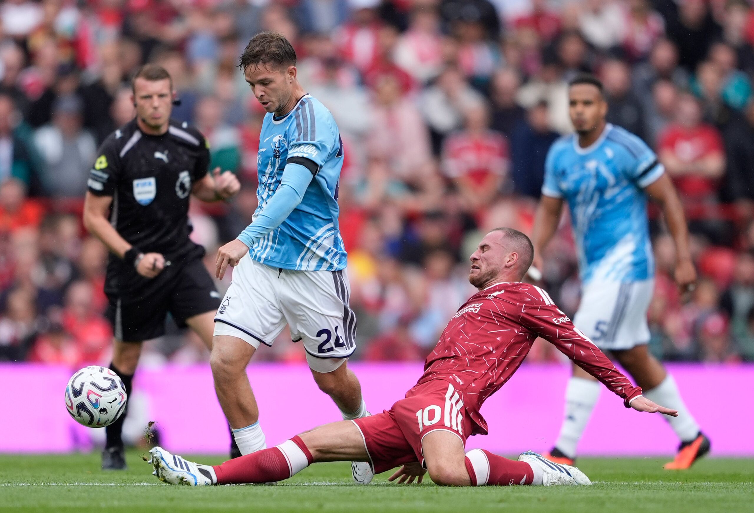 Alexis Mac Allister reveals Liverpool contract snub: ‘It made me very, very sad’