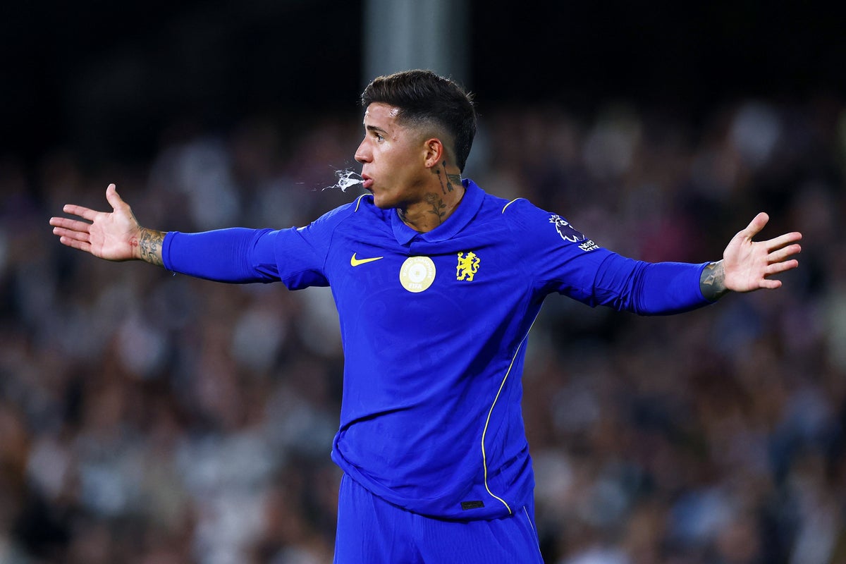 When does Premier League summer transfer window close and what time is the deadline?
