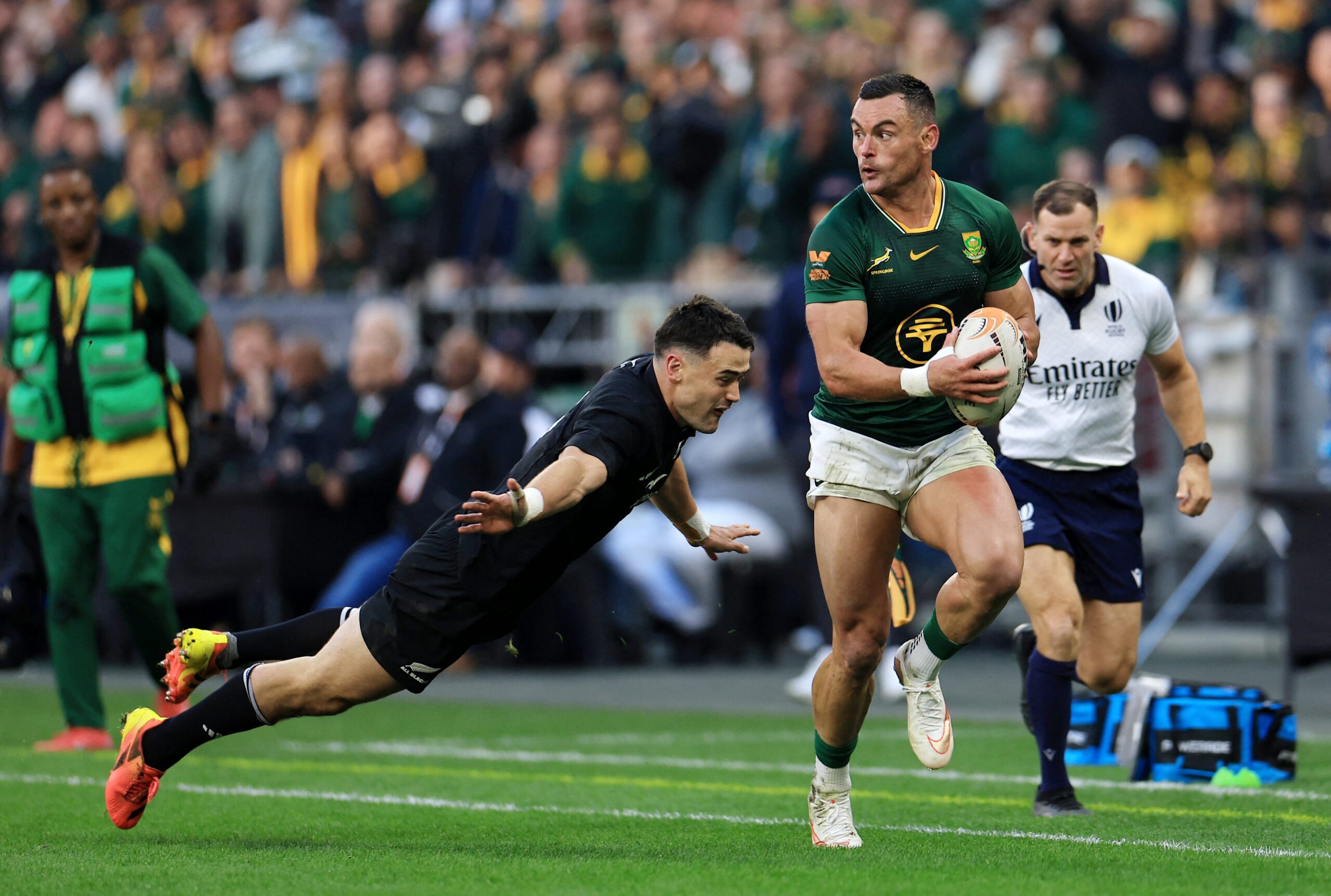 South Africa v New Zealand LIVE: Latest updates as Springboks and All Blacks battle in third Test
