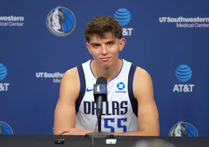 Sergio de Larrea on learning from Kyrie Irving and playing fast