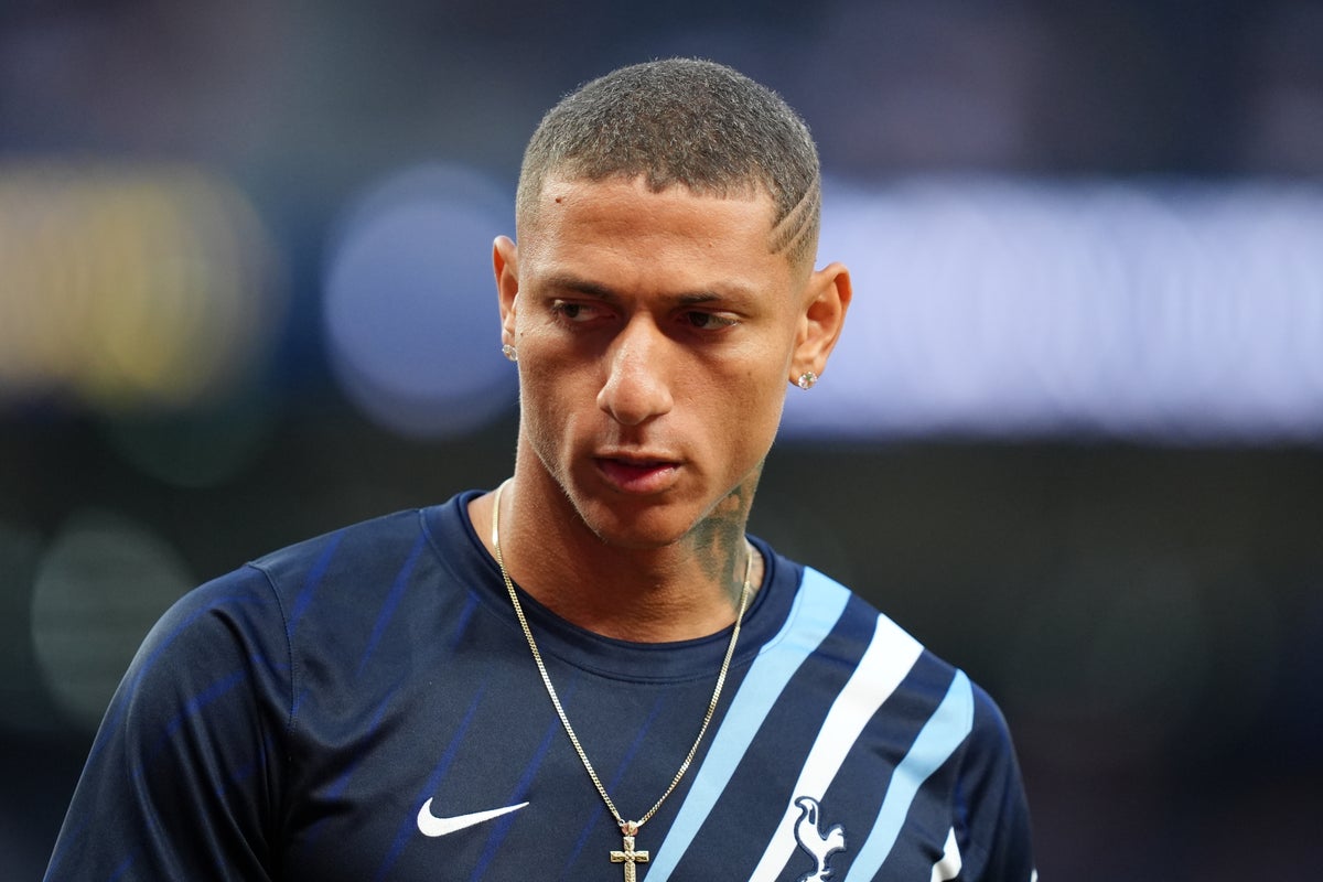 Roberto De Zerbi issues update on Richarlison’s Tottenham future amid contract saga