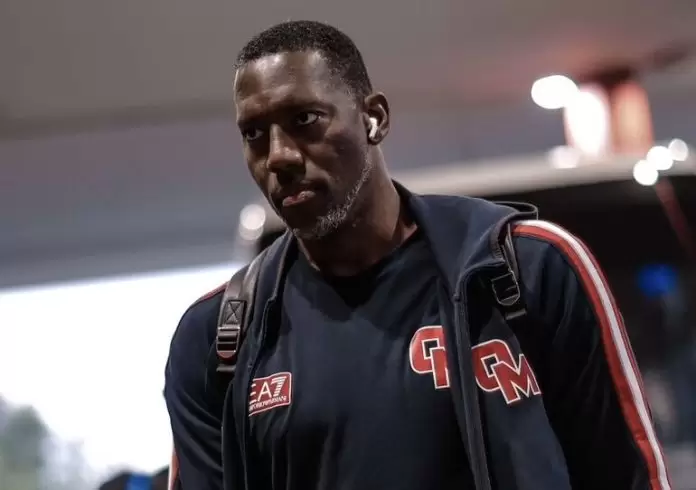 Bryant Dunston returns to Olympiacos after 11 years