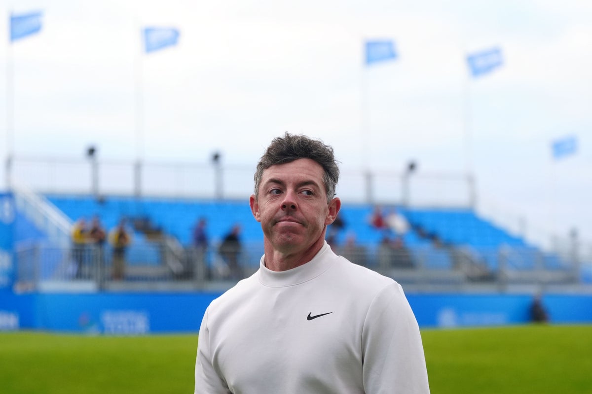 Rory McIlroy content to ‘hang in there’ after testing first day at Irish Open