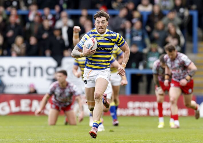 Warrington reach Betfred Super League semi-finals with victory over Hull KR