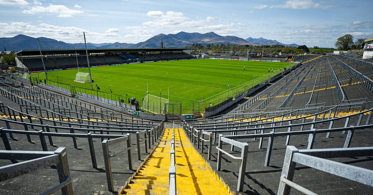 Massive afternoon in store in Club Football Championships