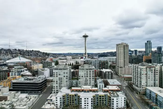 Second bidder emerges for Seattle expansion