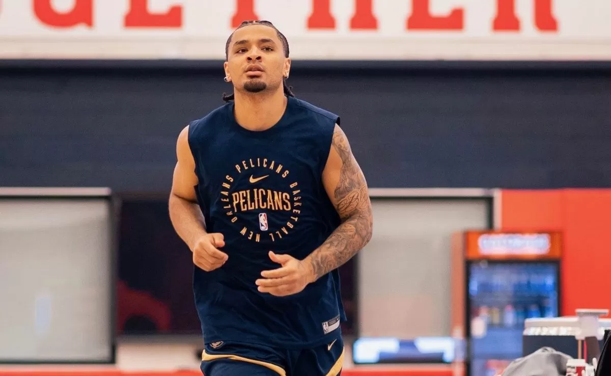 Thunder sign Micah Peavy