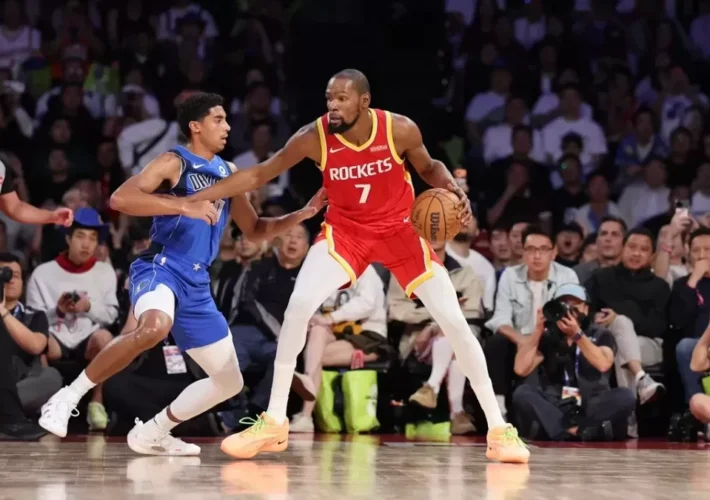 Rockets dominate Mavericks in Macao